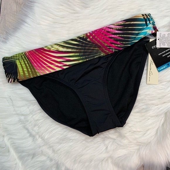 Kenneth Cole Other - NWT Kenneth Cole  Palm Print